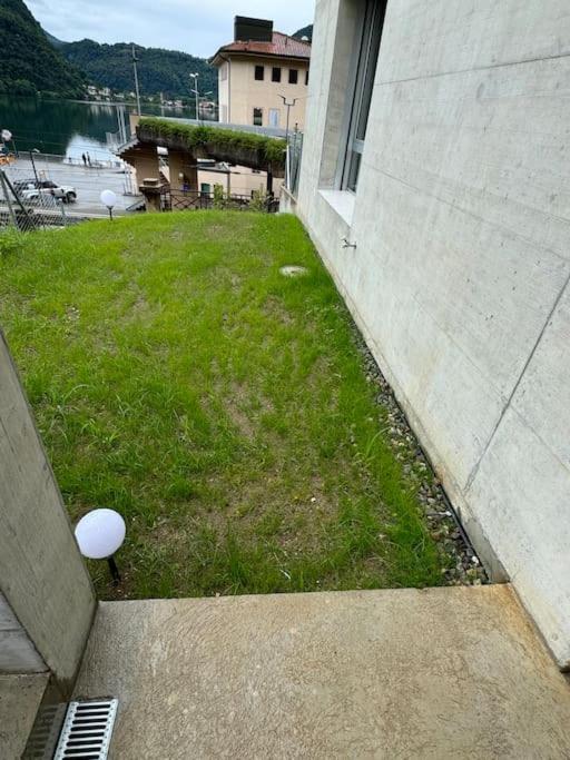 Neue Gartenwohnung mit Sicht auf den Luganersee