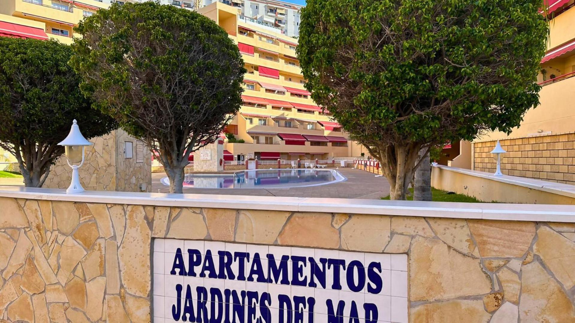 MarketHome Jardines del Mar Pool View