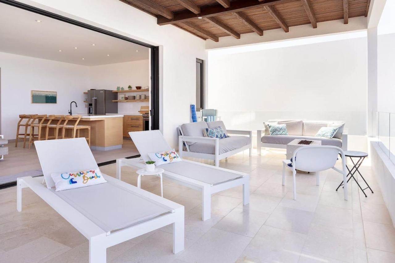 Stunning Beachfront Residence with Resort Perks