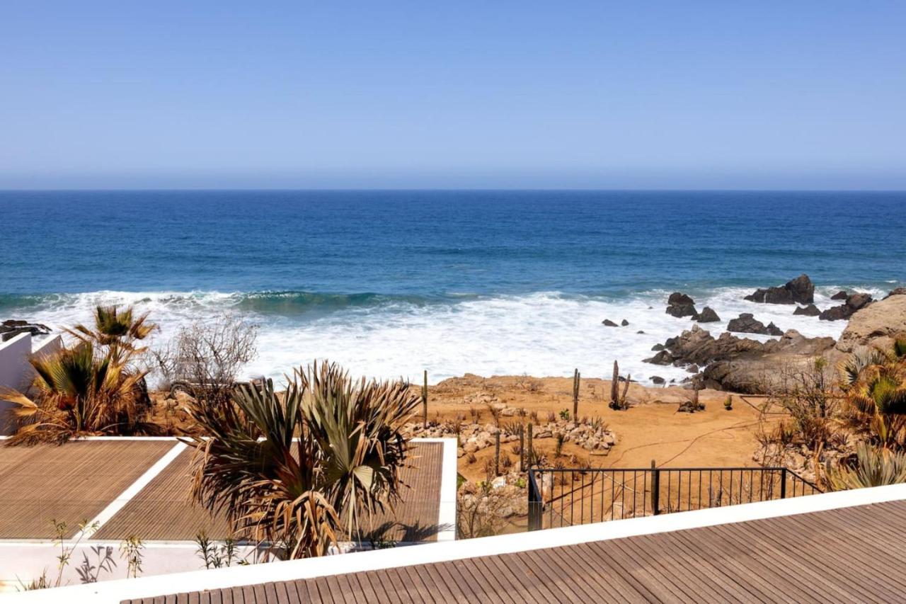 Stunning Beachfront Residence with Resort Perks
