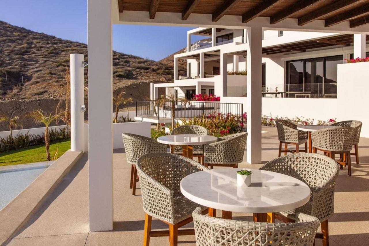Stunning Beachfront Residence with Resort Perks