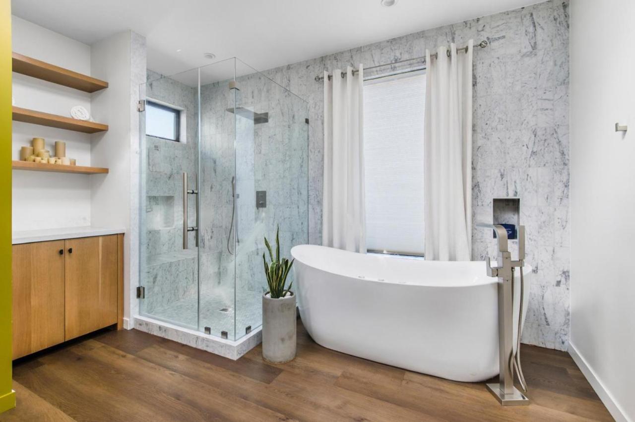 The Bella Villa Venice Beach - luxury interior design - spa and terrace