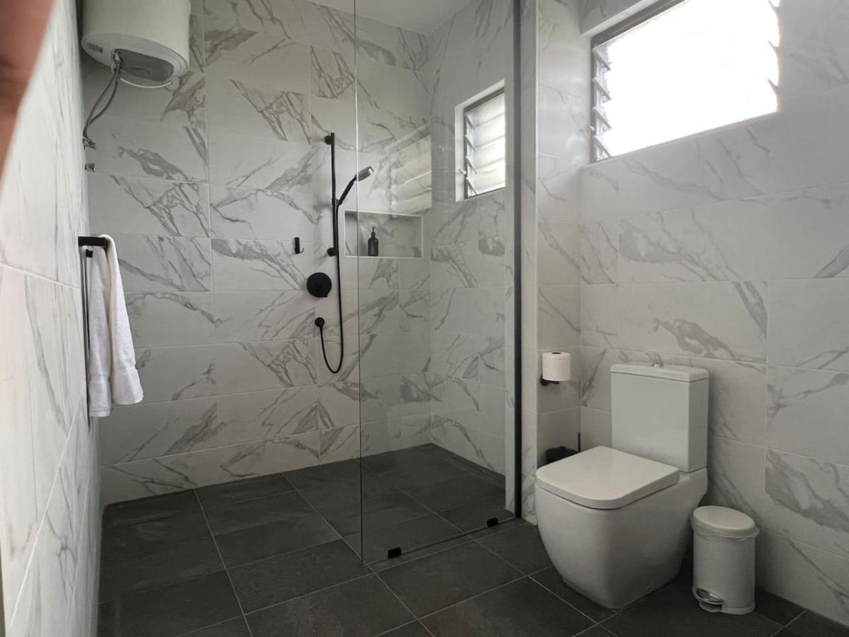 One Bedroom Suite in Luxury Villa in Kumasi view 4