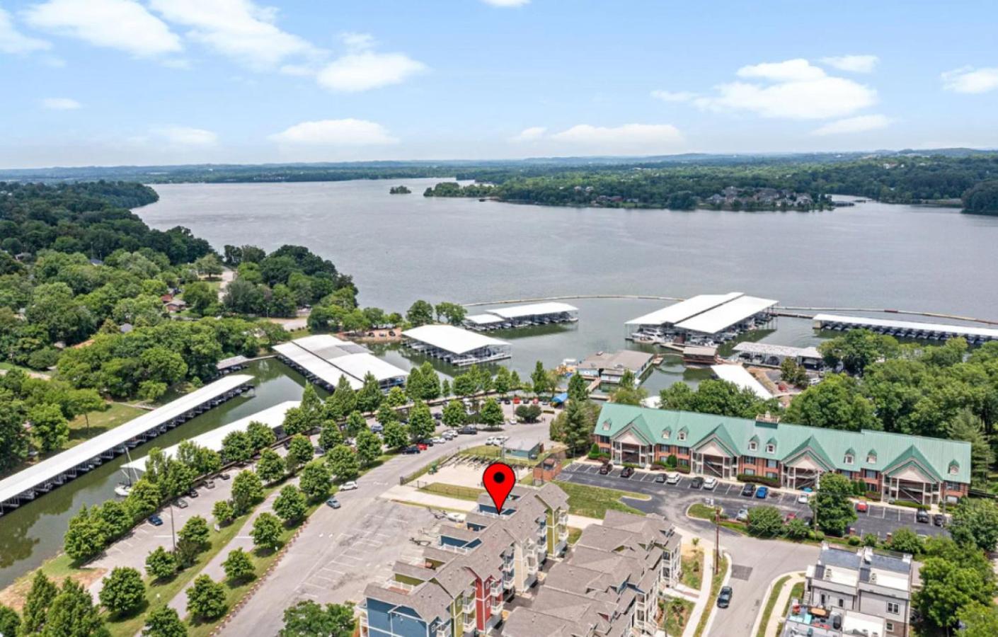 The Lakeside Landing
