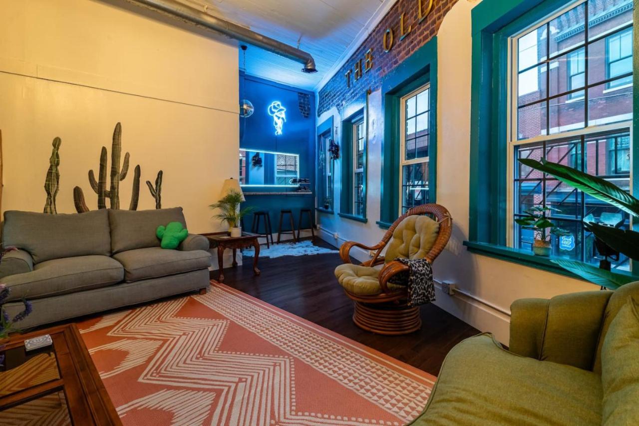 lounge