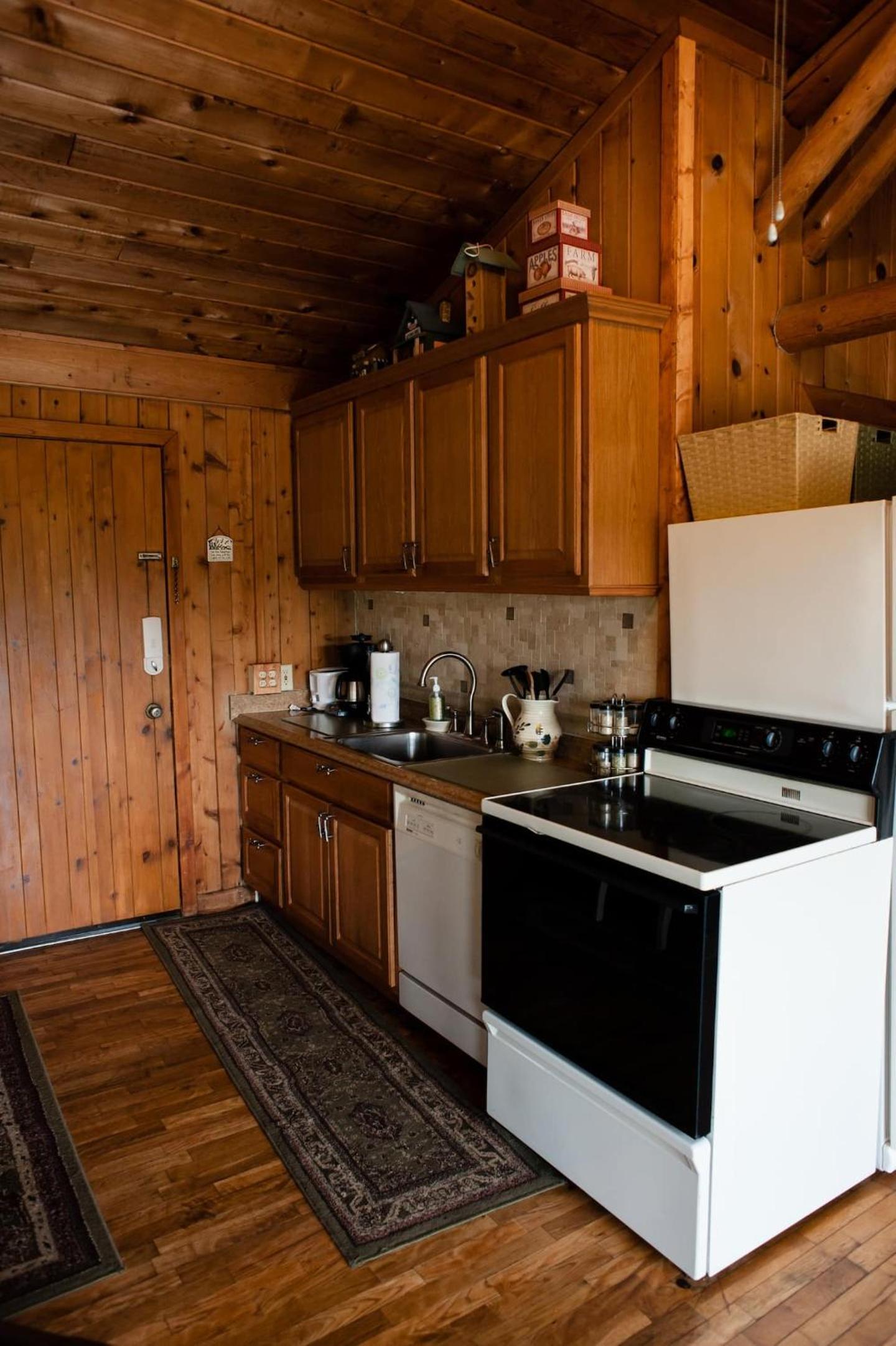 Photo 8