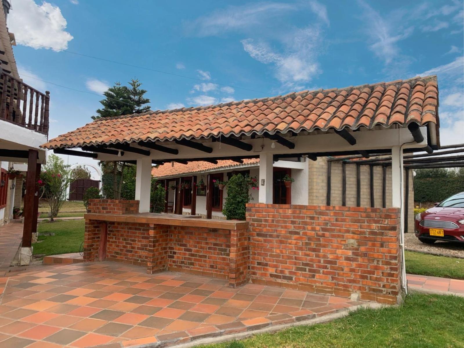Villa Mariana - Casa Campestre Privada - Hasta 16 Personas
