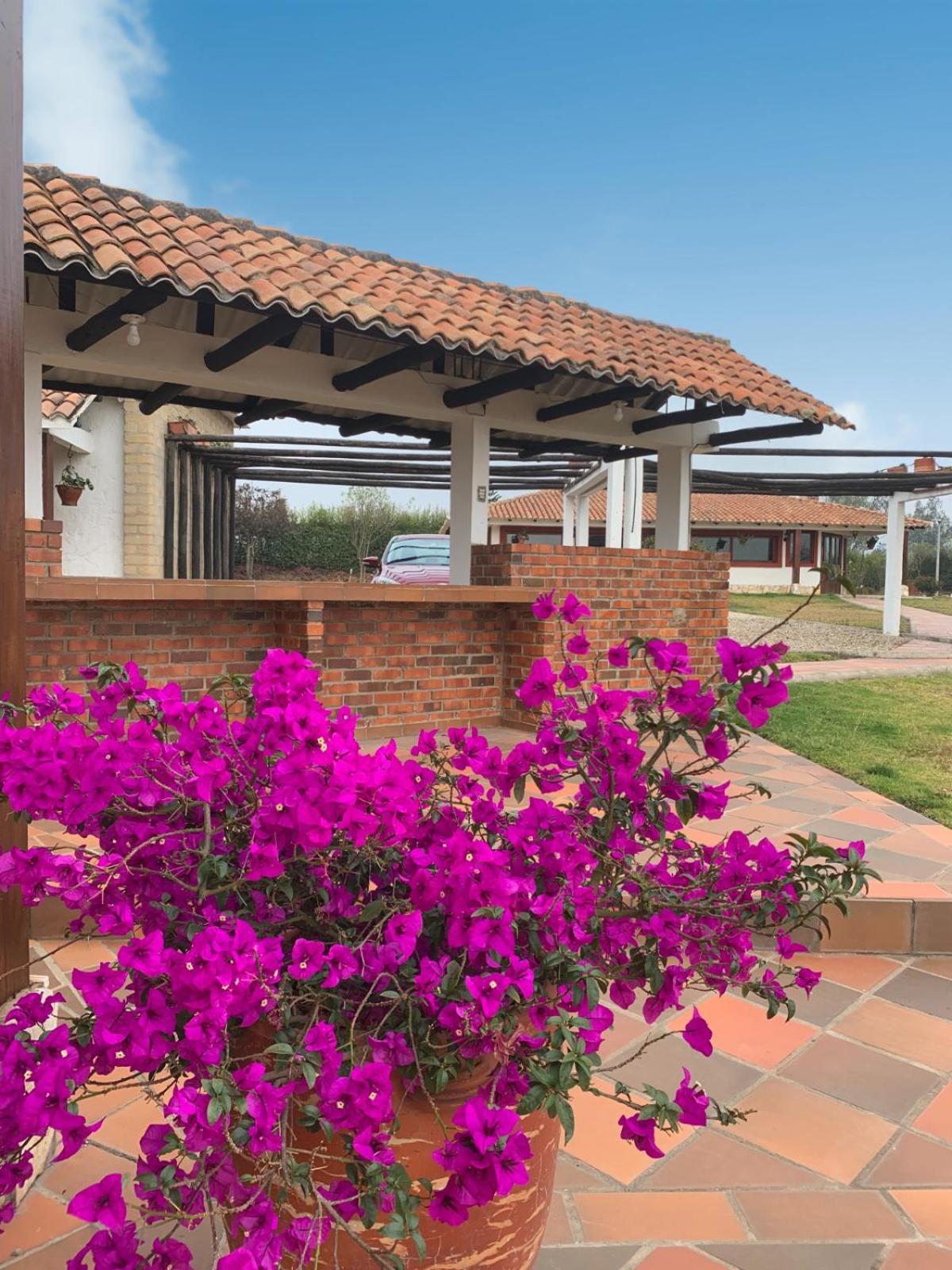 Villa Mariana - Casa Campestre Privada - Hasta 16 Personas