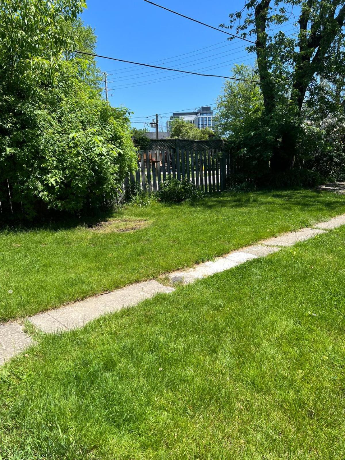 3BDRM Home minutes to Port Credit & Waterfront trails in Mississauga