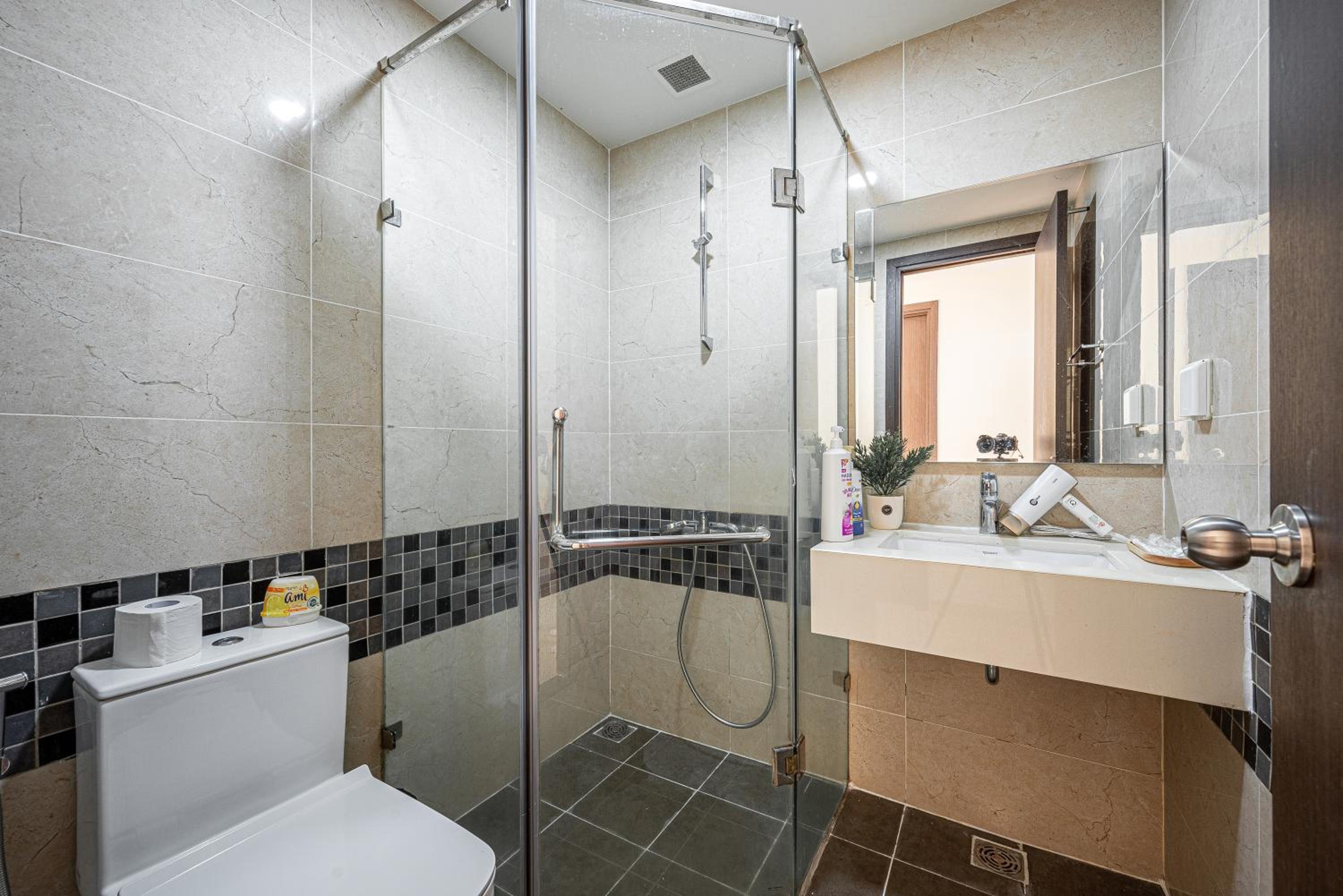 Double N Apartment - Netflix TV, 5 mins to Ben Thanh Market