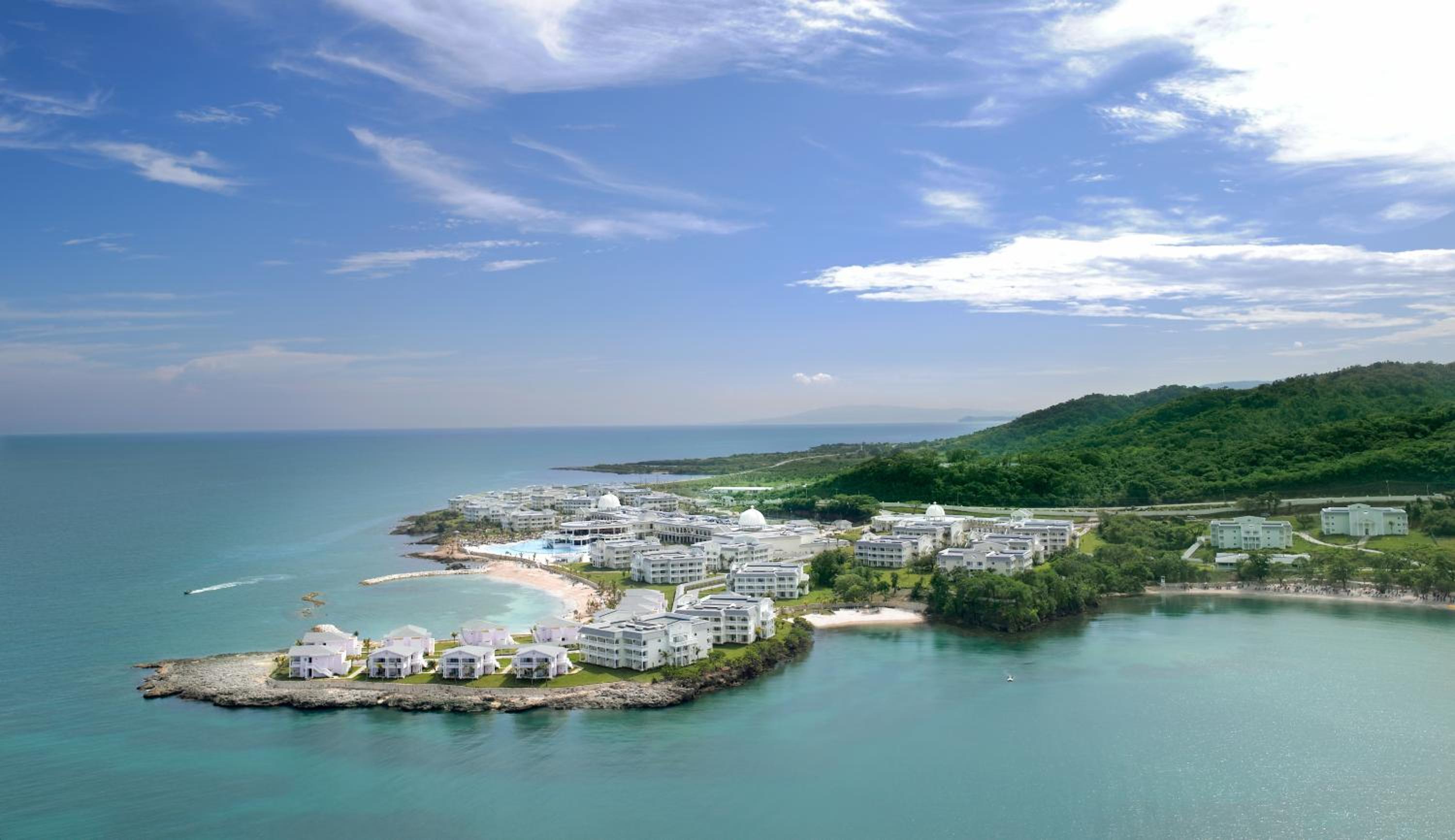 The Signature Level at Grand Palladium Lady Hamilton Resort & Spa- All Inclusive view 2