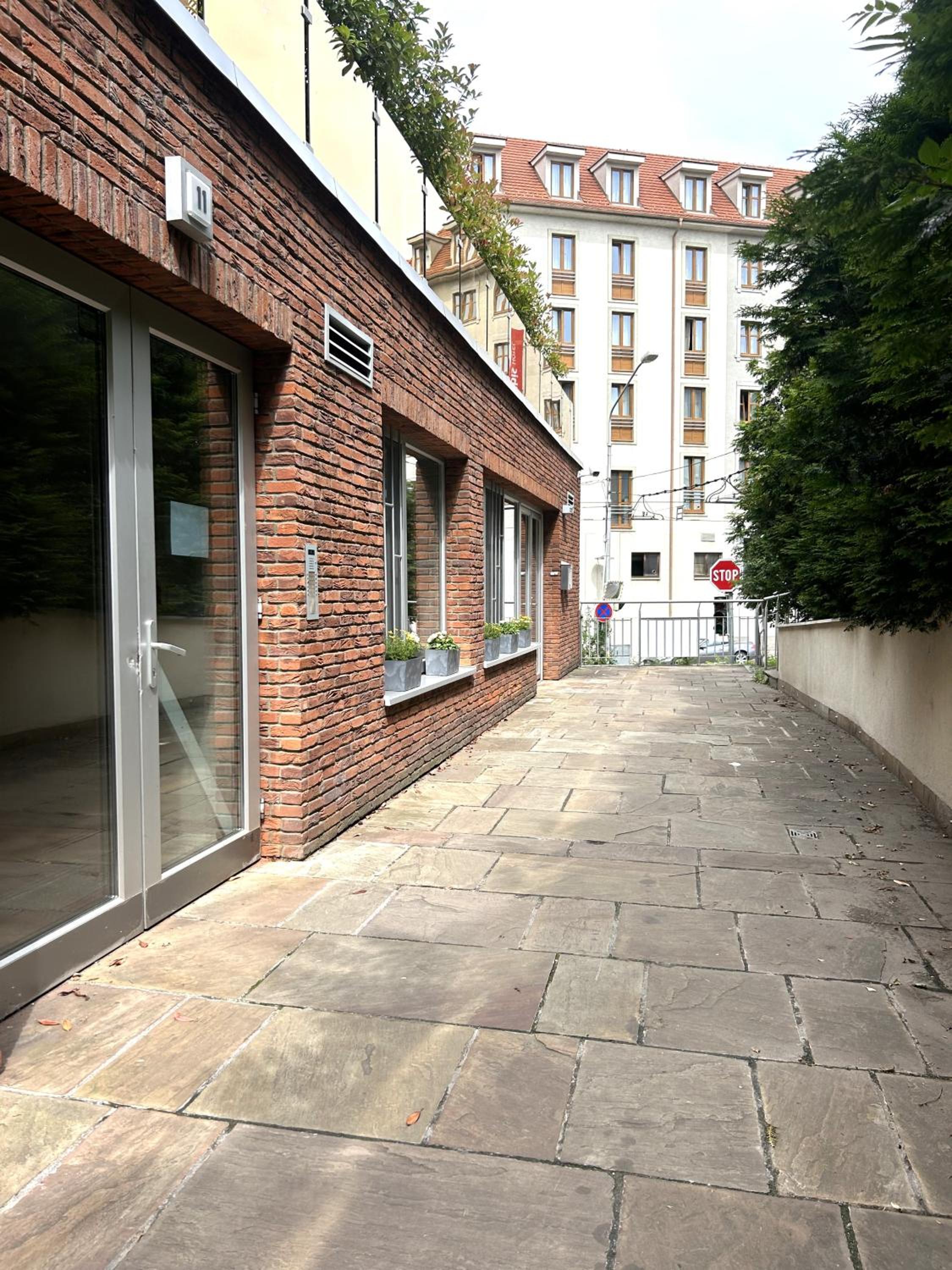 Veľkometrážny 1-izbový apartmán view 4