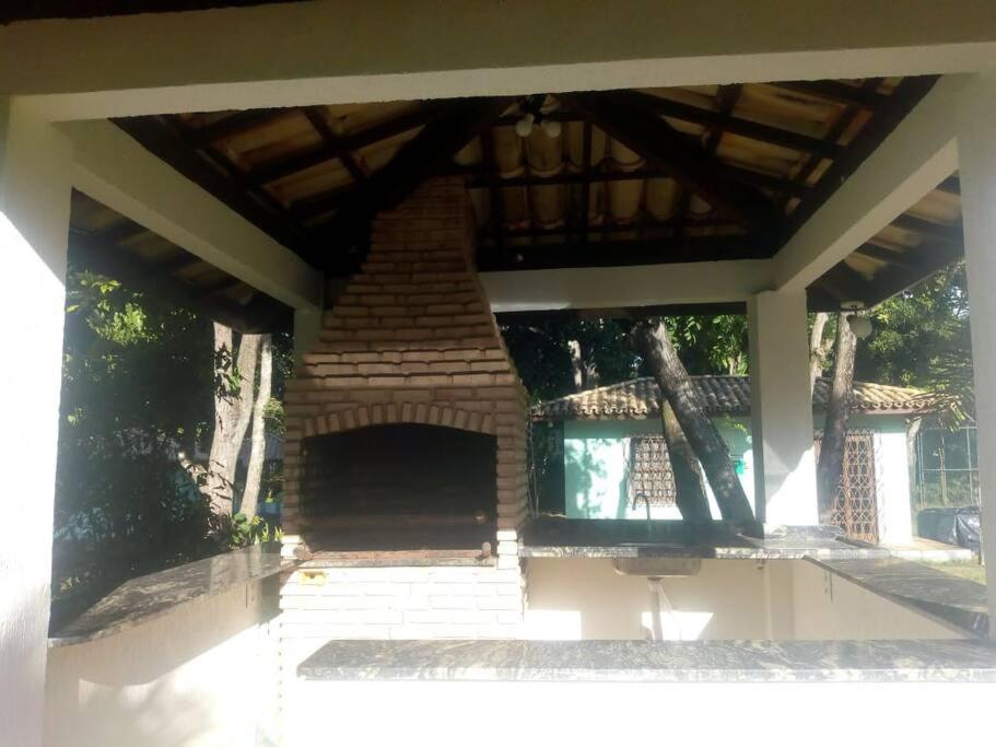 Casa com quatro quartos 3 suítes com ar e piscina particular