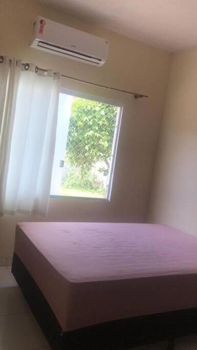 Casa com quatro quartos 3 suítes com ar e piscina particular