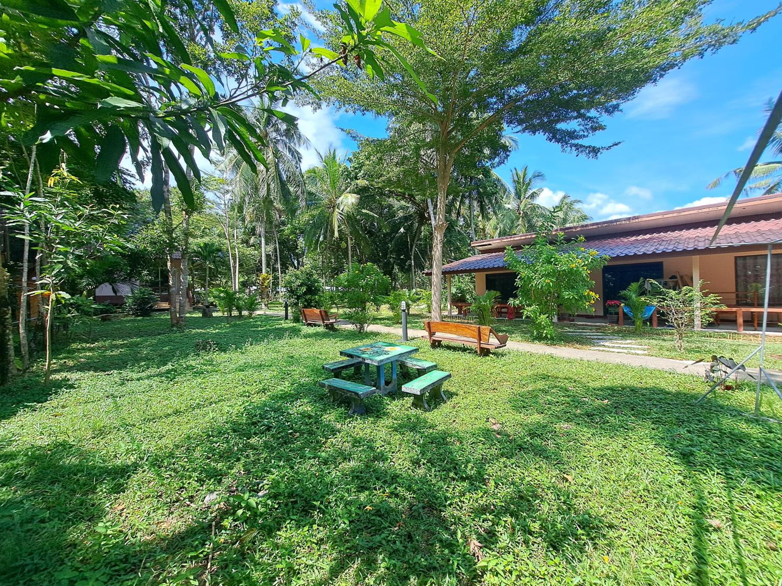 Baan Long Beach