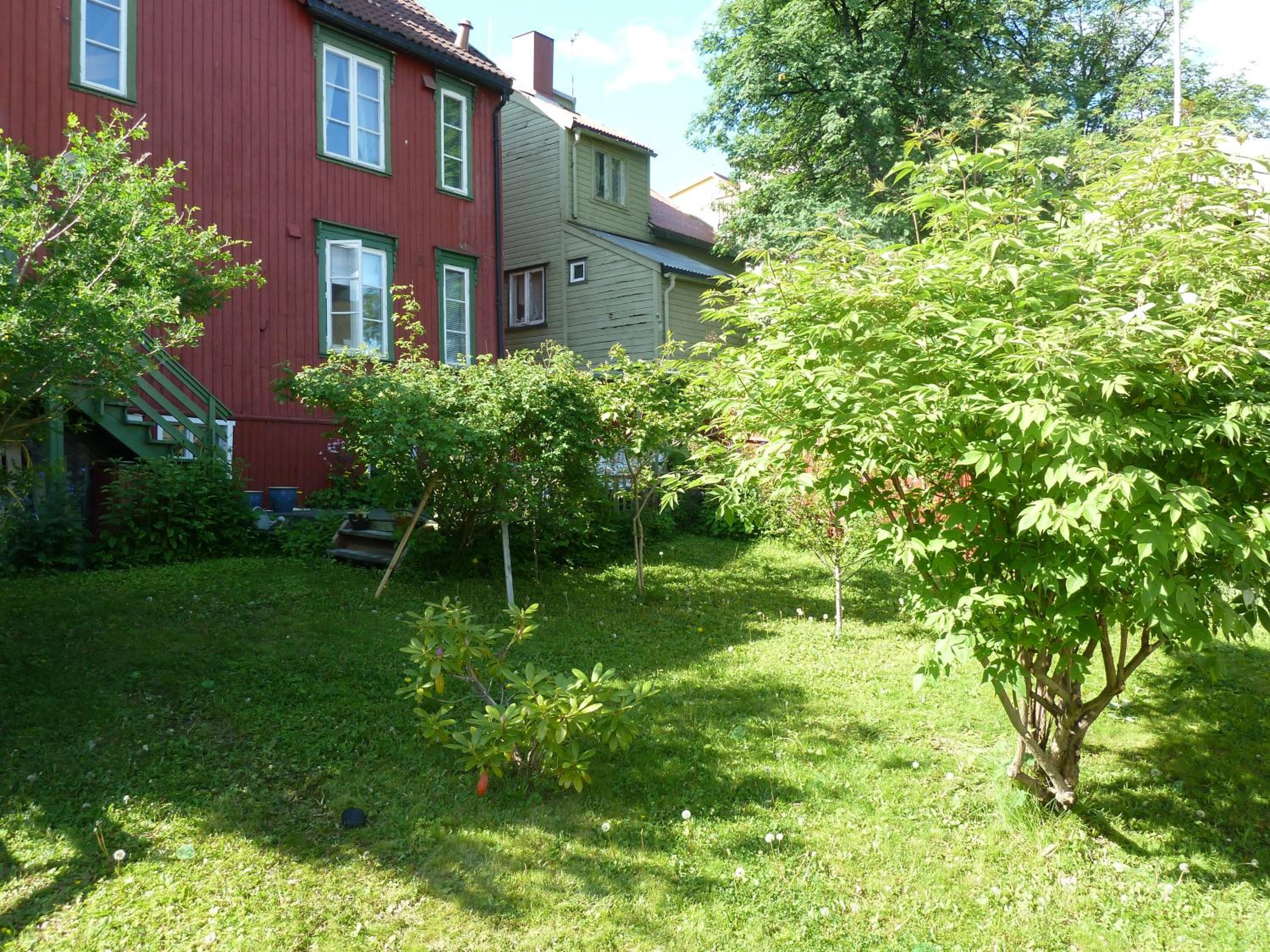 Red Old House Tromsø Apartment view 4