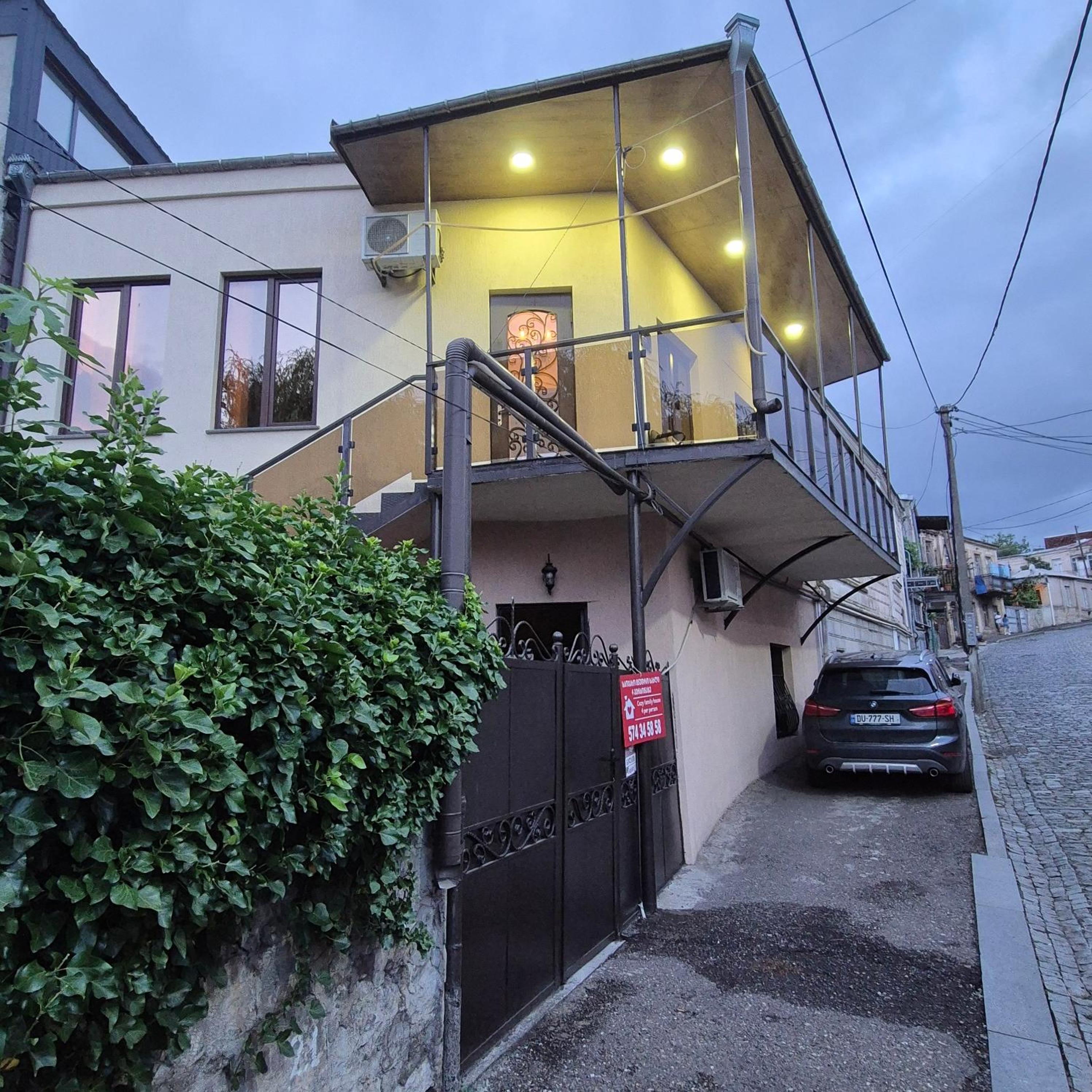 Photo 11