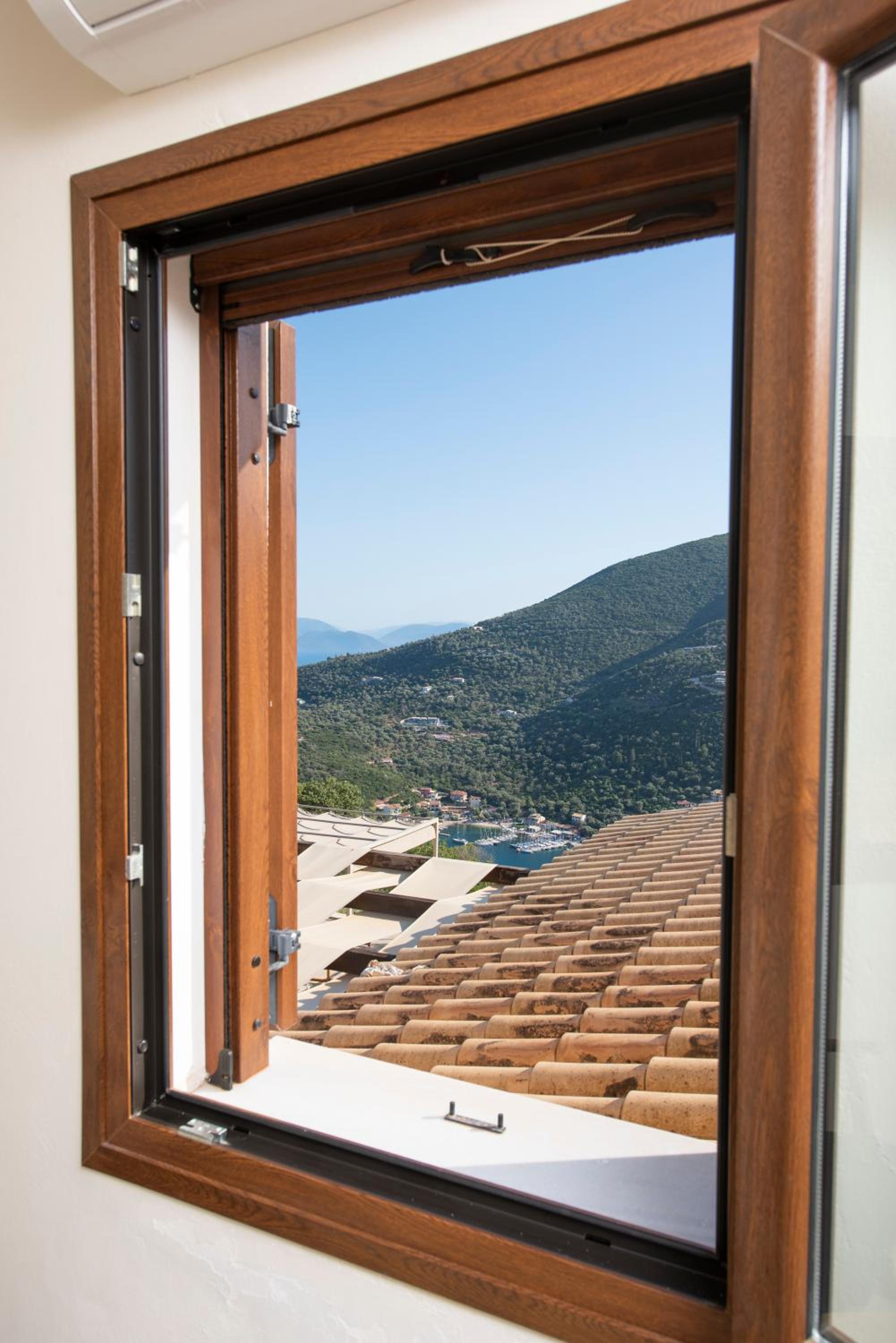 Adamas Villa