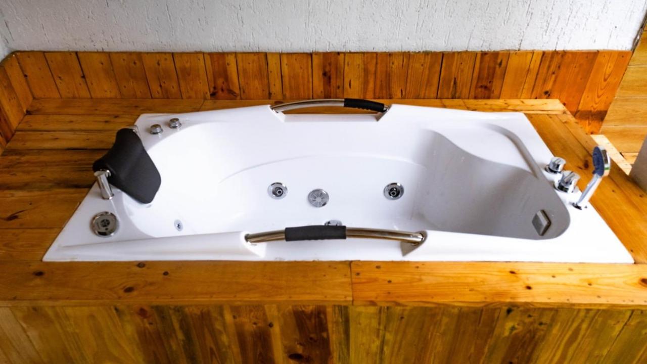 Villa avec Jacuzzi en Côte d'Azur