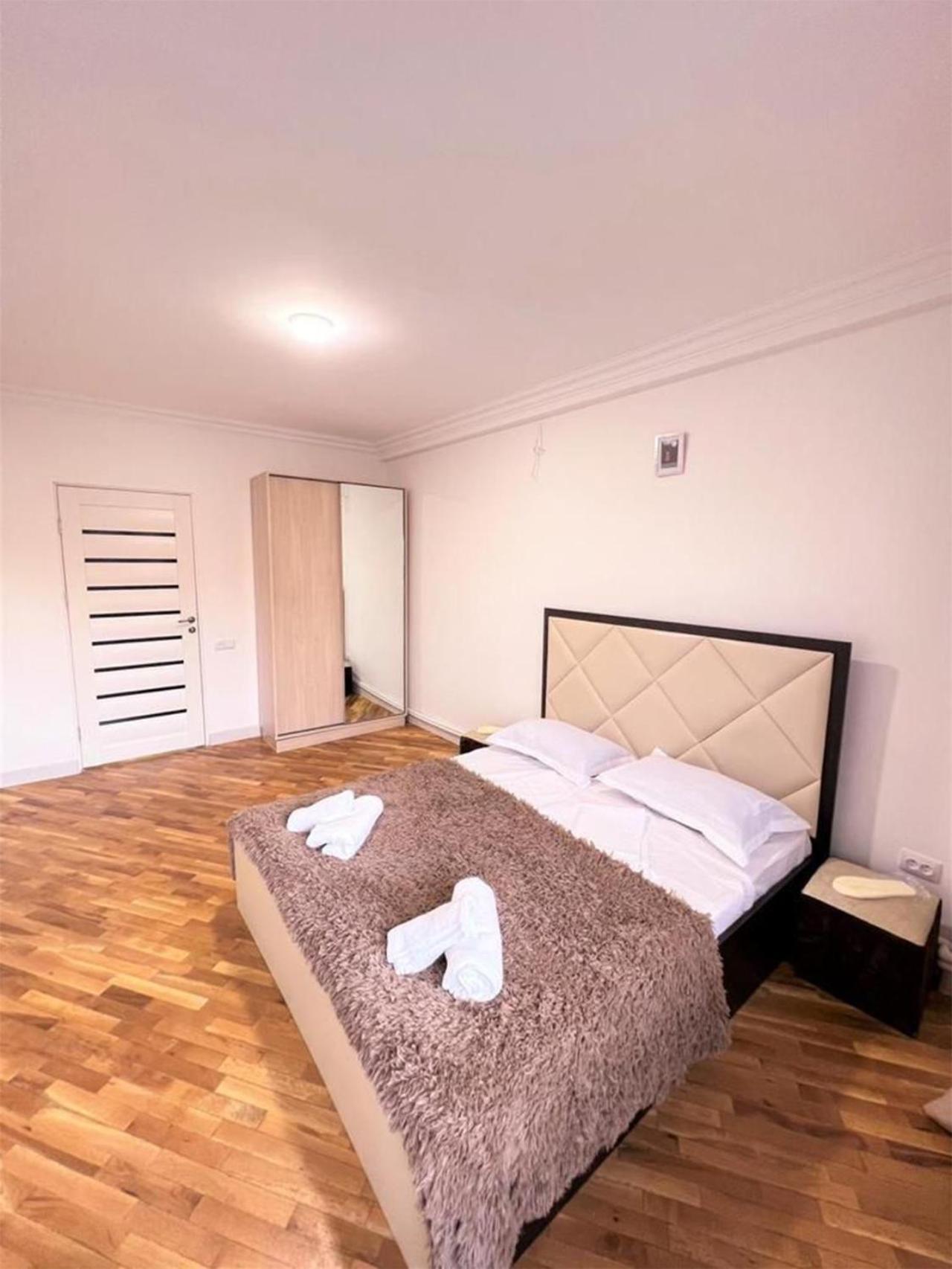 2Bedroom Apartment in Yerevan on Agatanghegos Street