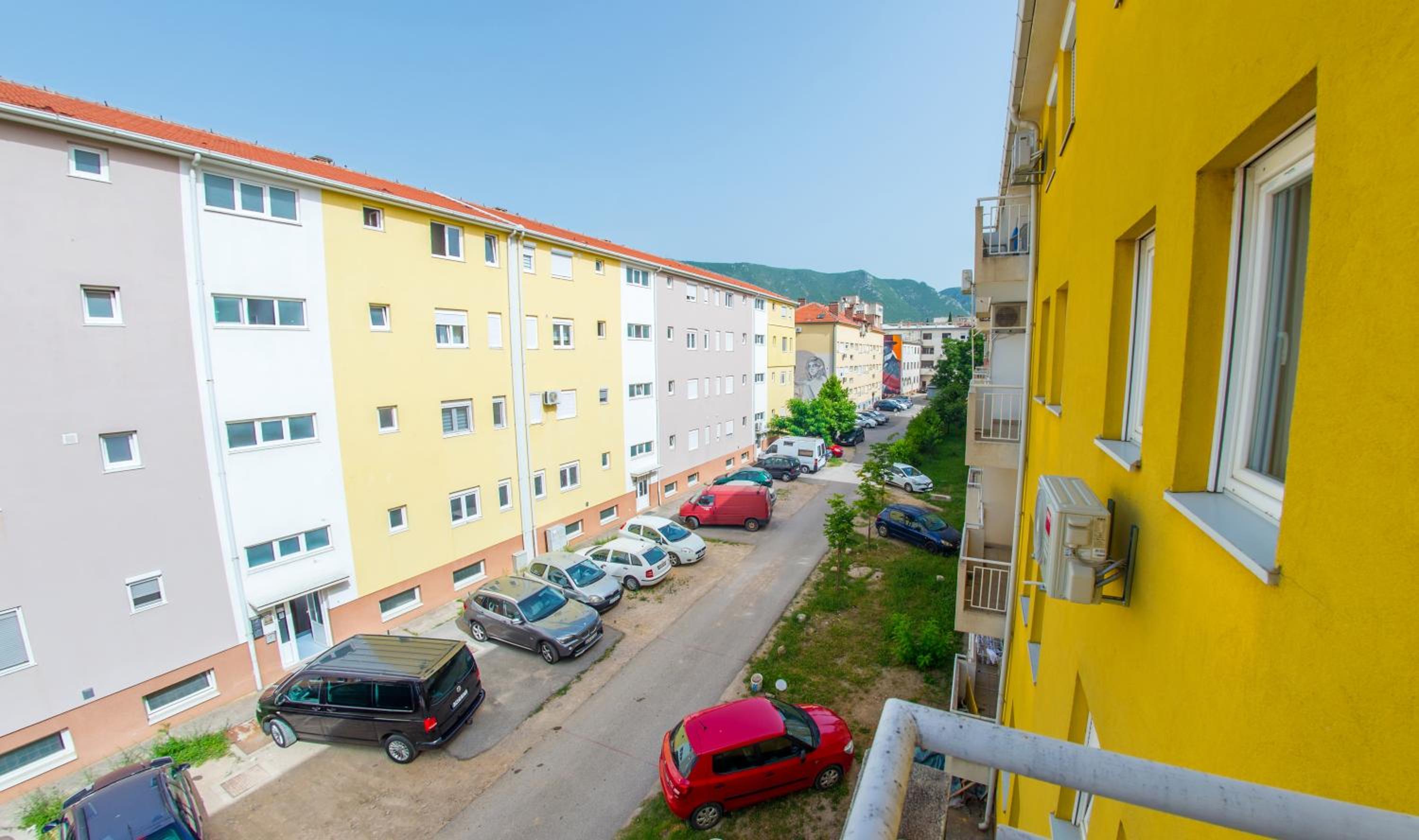 Apollo Apartment