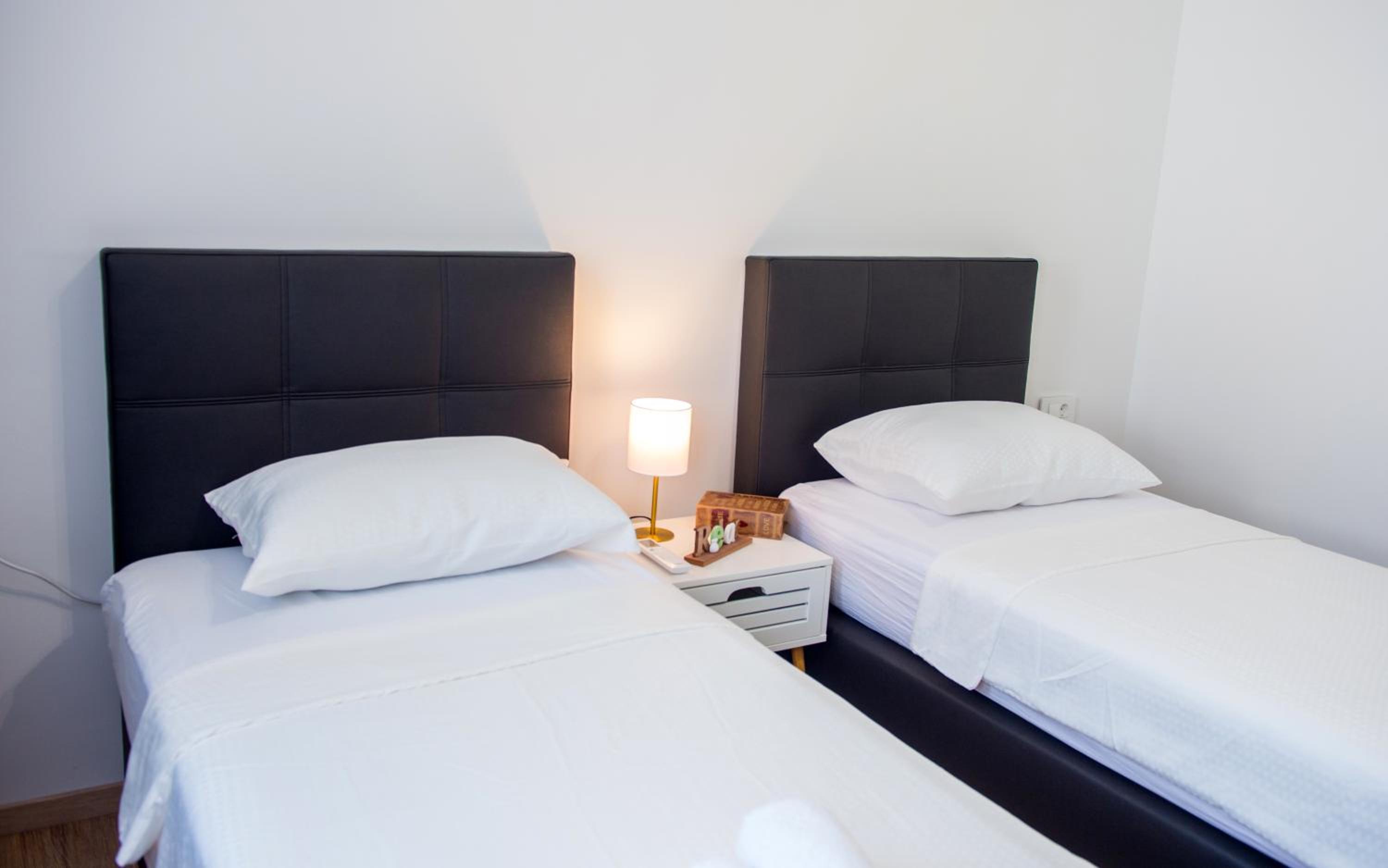 Apollo Apartment