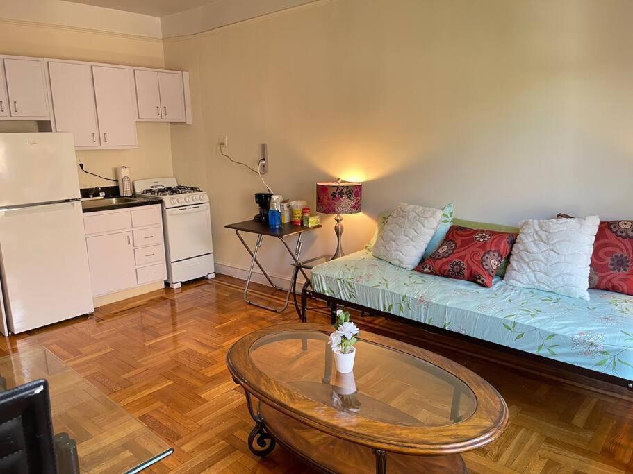 Single Bed Share Room by Month Manhattan