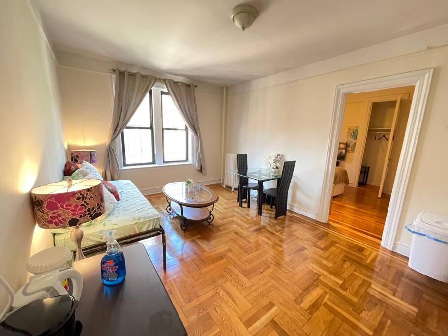 Single Bed Share Room by Month Manhattan