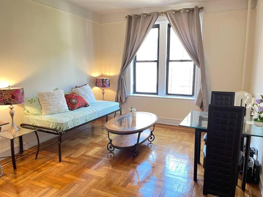 Single Bed Share Room by Month Manhattan