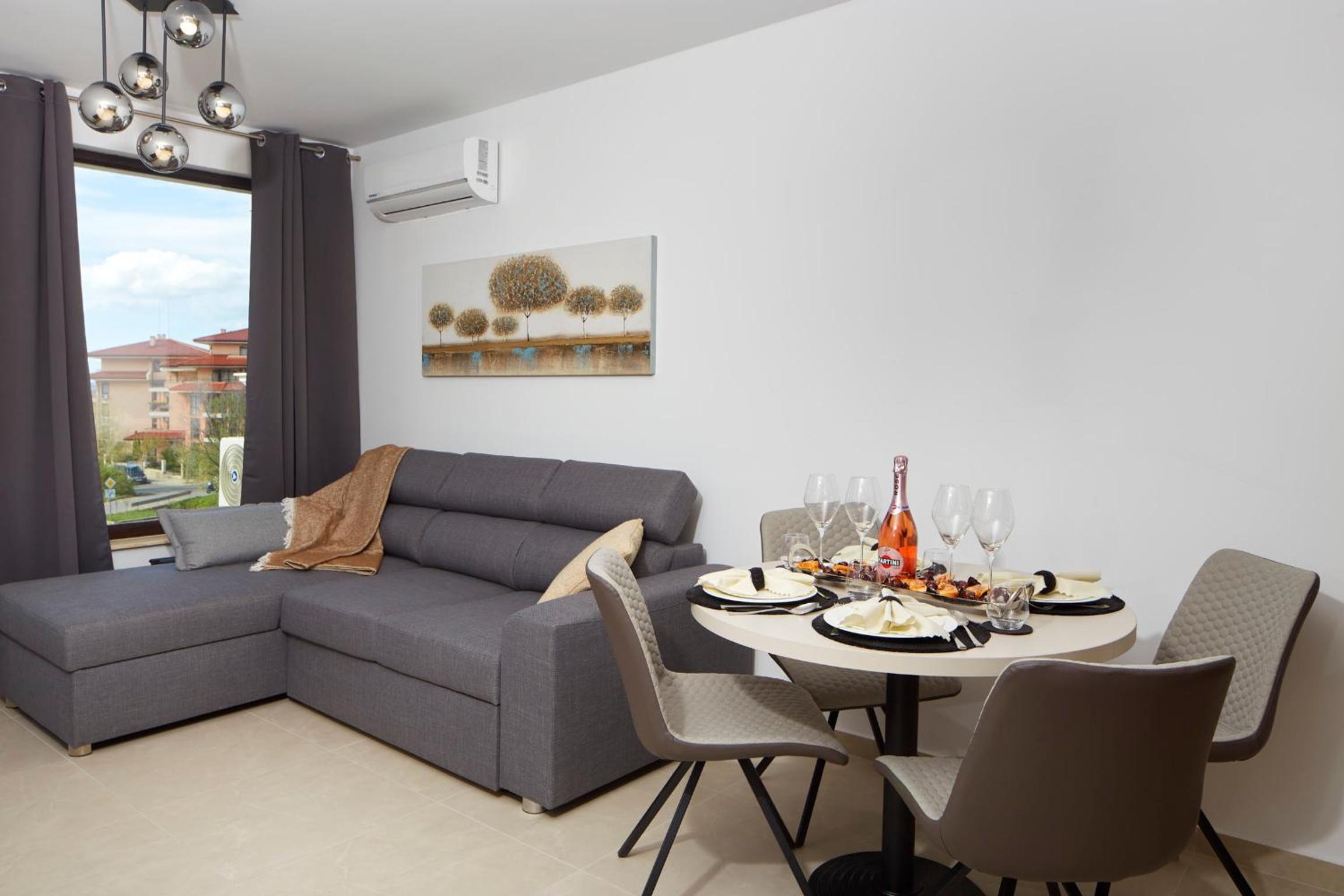 Exklusives Apartment am azurblauen Meer