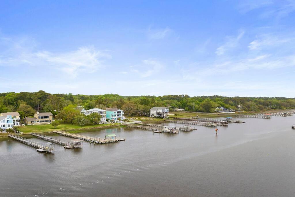 Waterway Escape Full House, Pier and Dock in Ocean Isle Beach, NC view 5