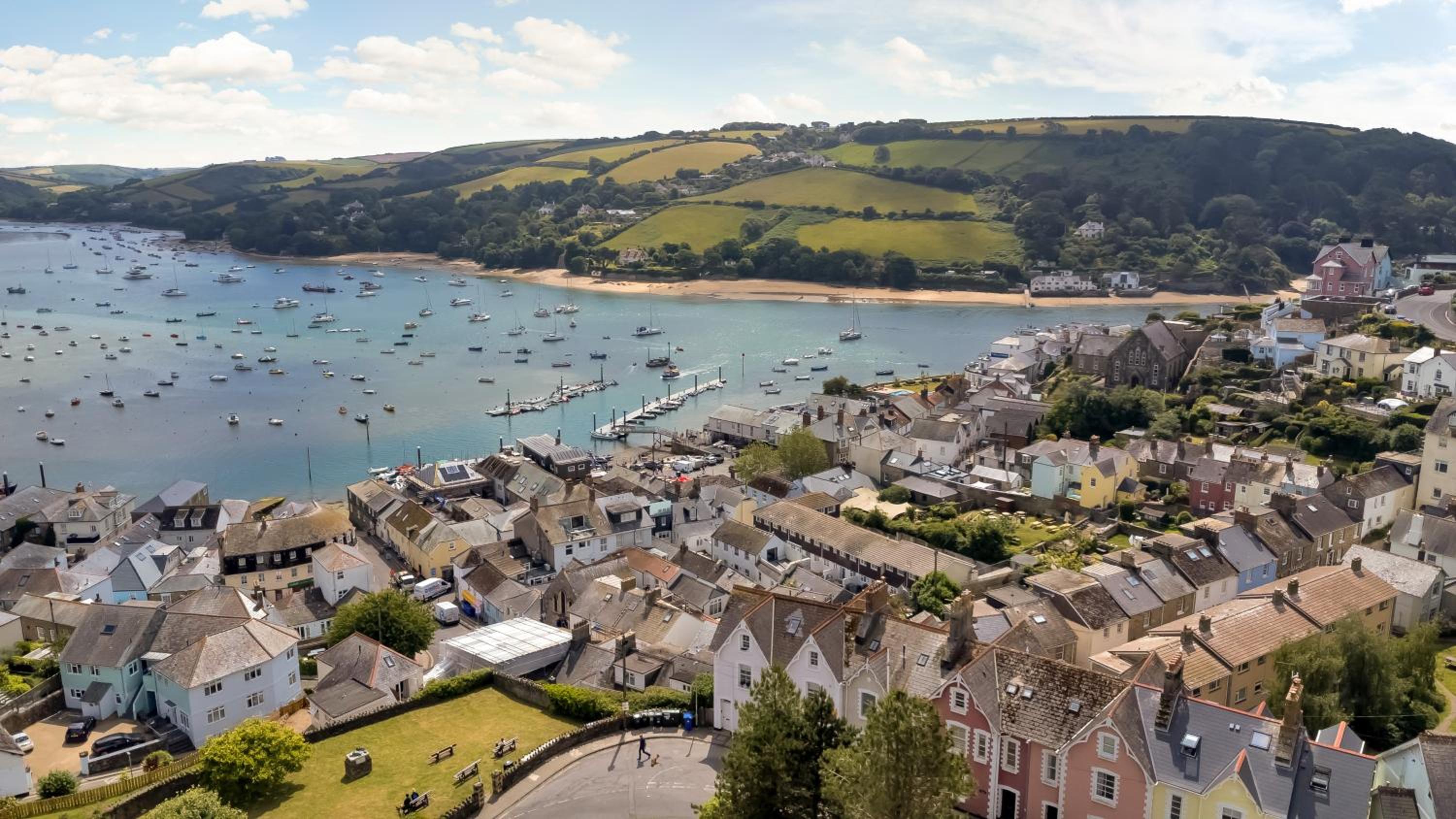 Dorset House, Salcombe, with Free Parking