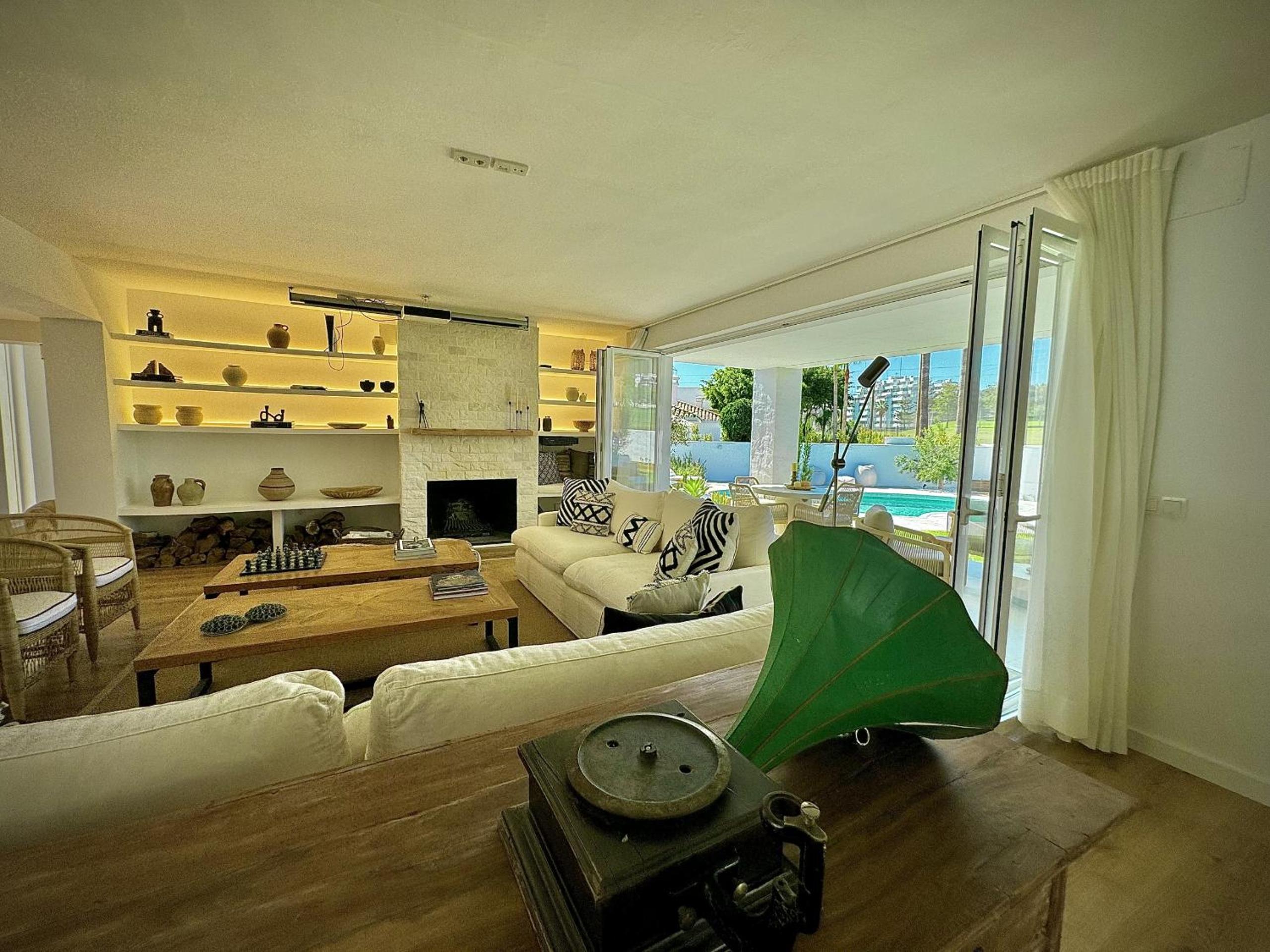 lounge