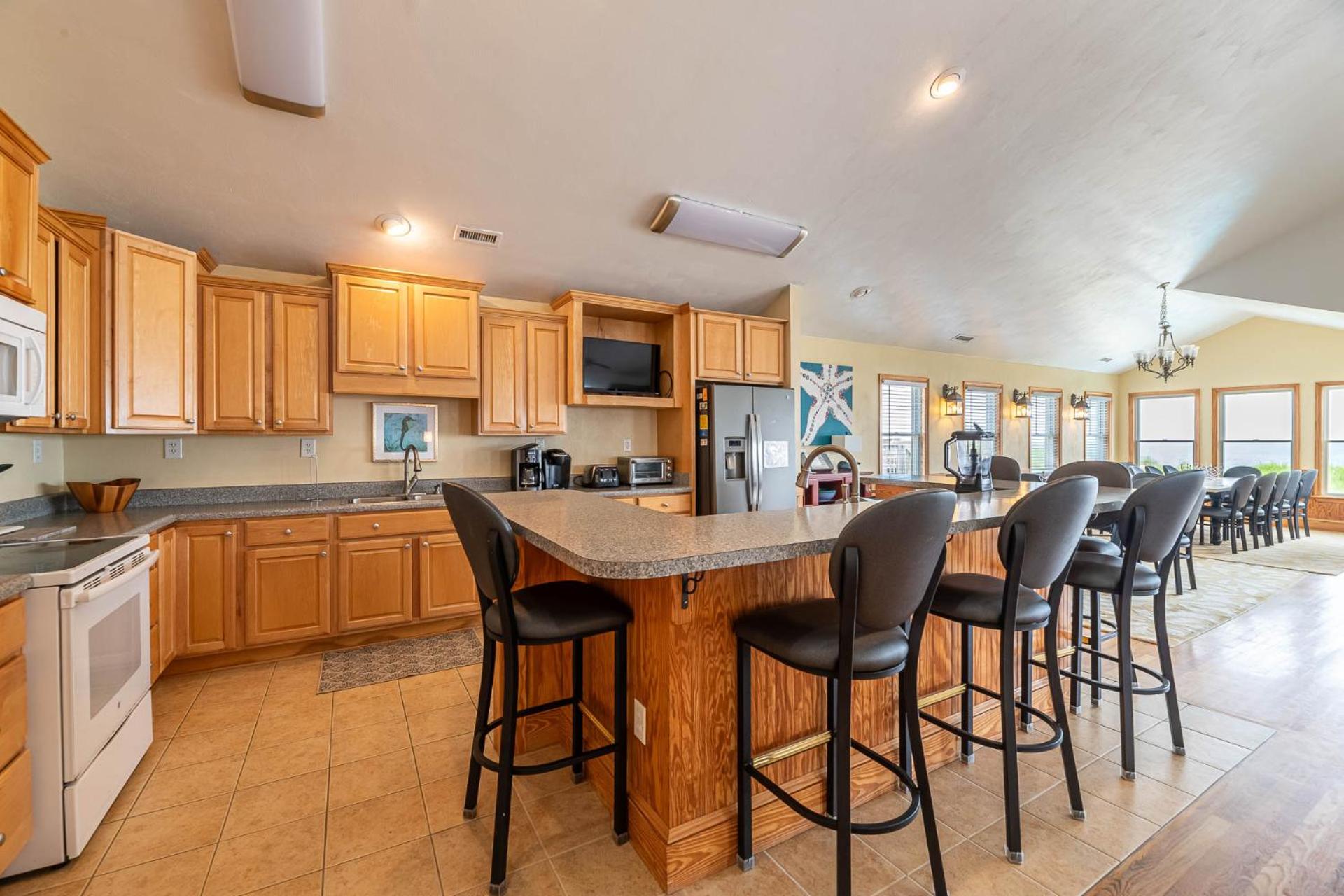 Paradise Found - Nags Head MP 16.5, Oceanfront, Ocean & Sound Views, Pool, Hot Tub, Pets OK