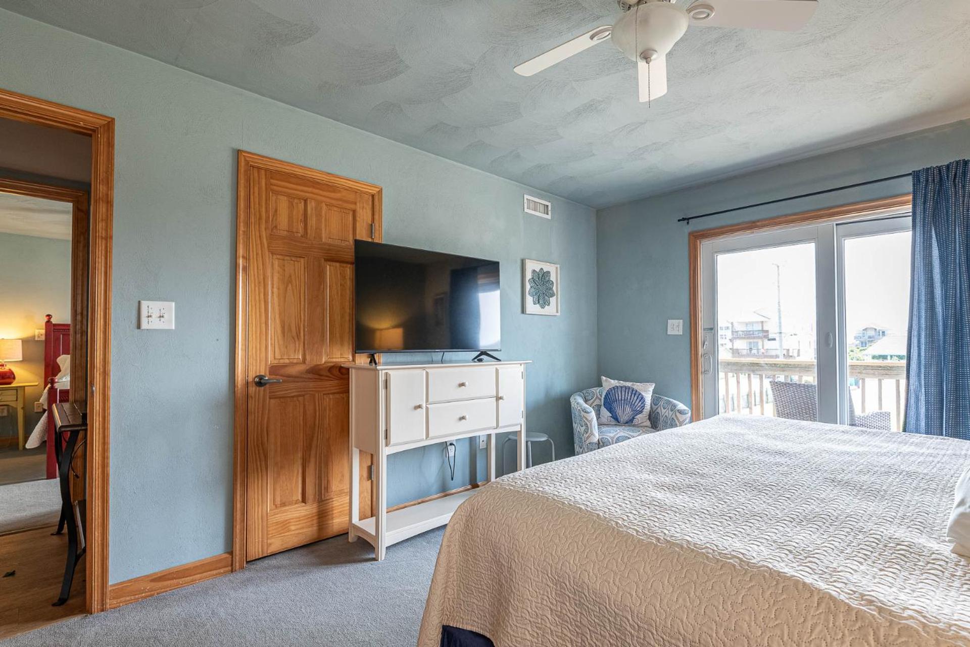 Paradise Found - Nags Head MP 16.5, Oceanfront, Ocean & Sound Views, Pool, Hot Tub, Pets OK