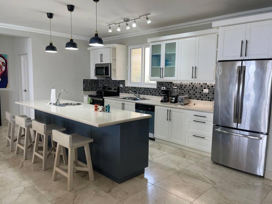 Beachfront Luxury Apartment