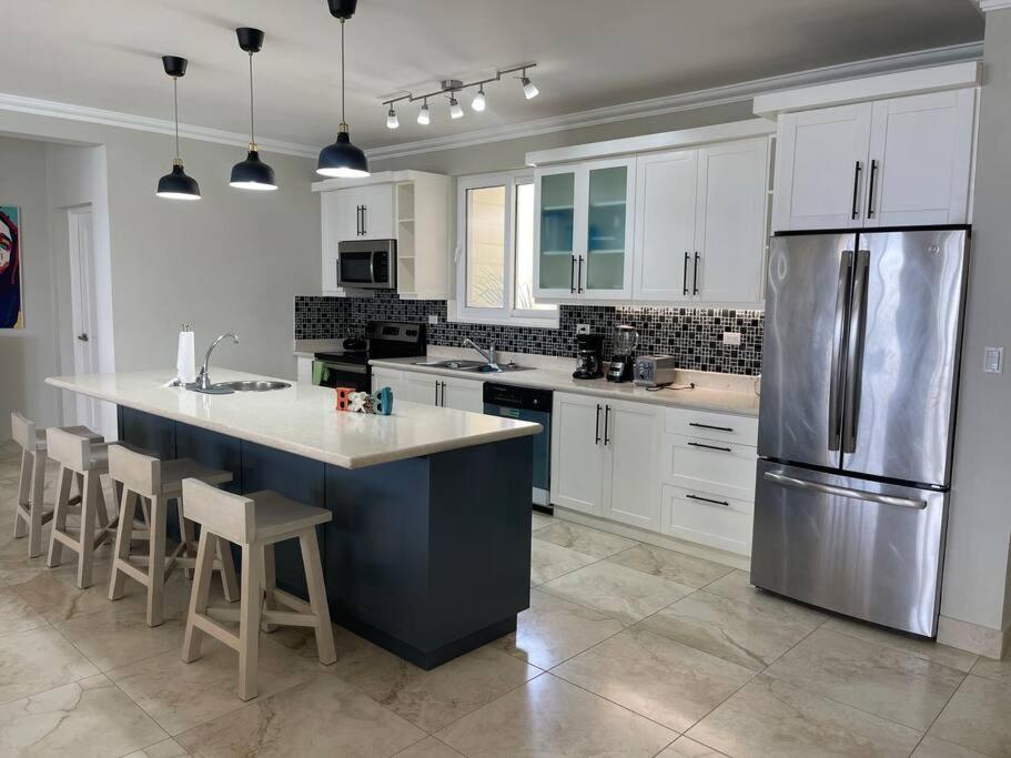 Beachfront Luxury Apartment