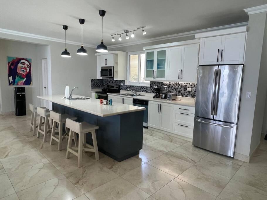 Beachfront Luxury Apartment