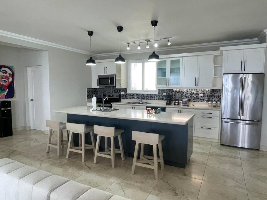 Beachfront Luxury Apartment