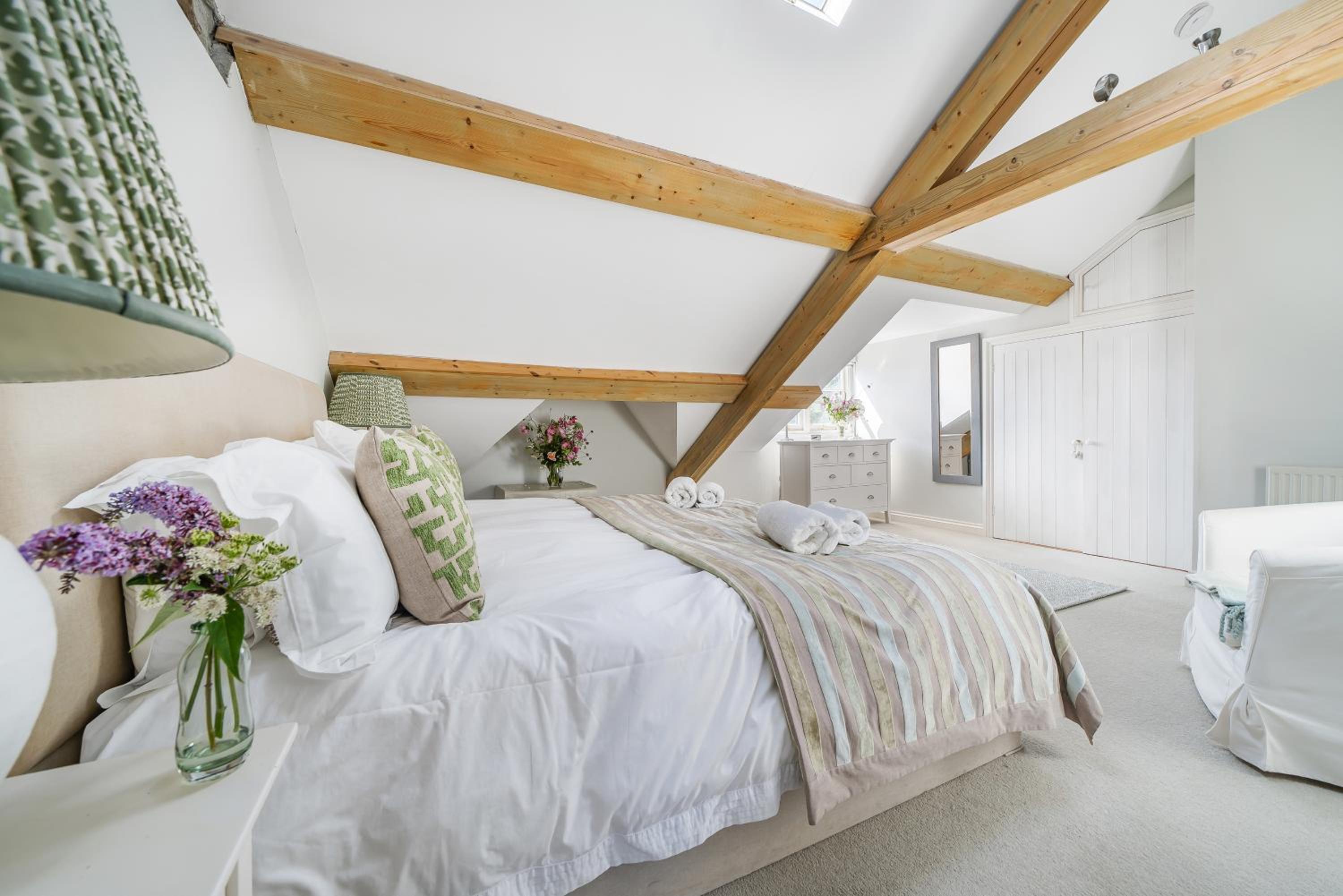 Dorset House, Salcombe, with Free Parking