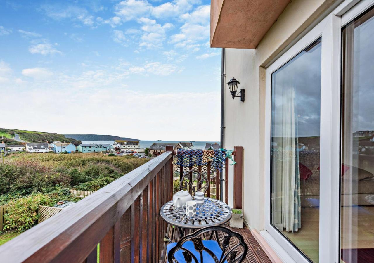 4 Bed in Broad Haven oc-b27955