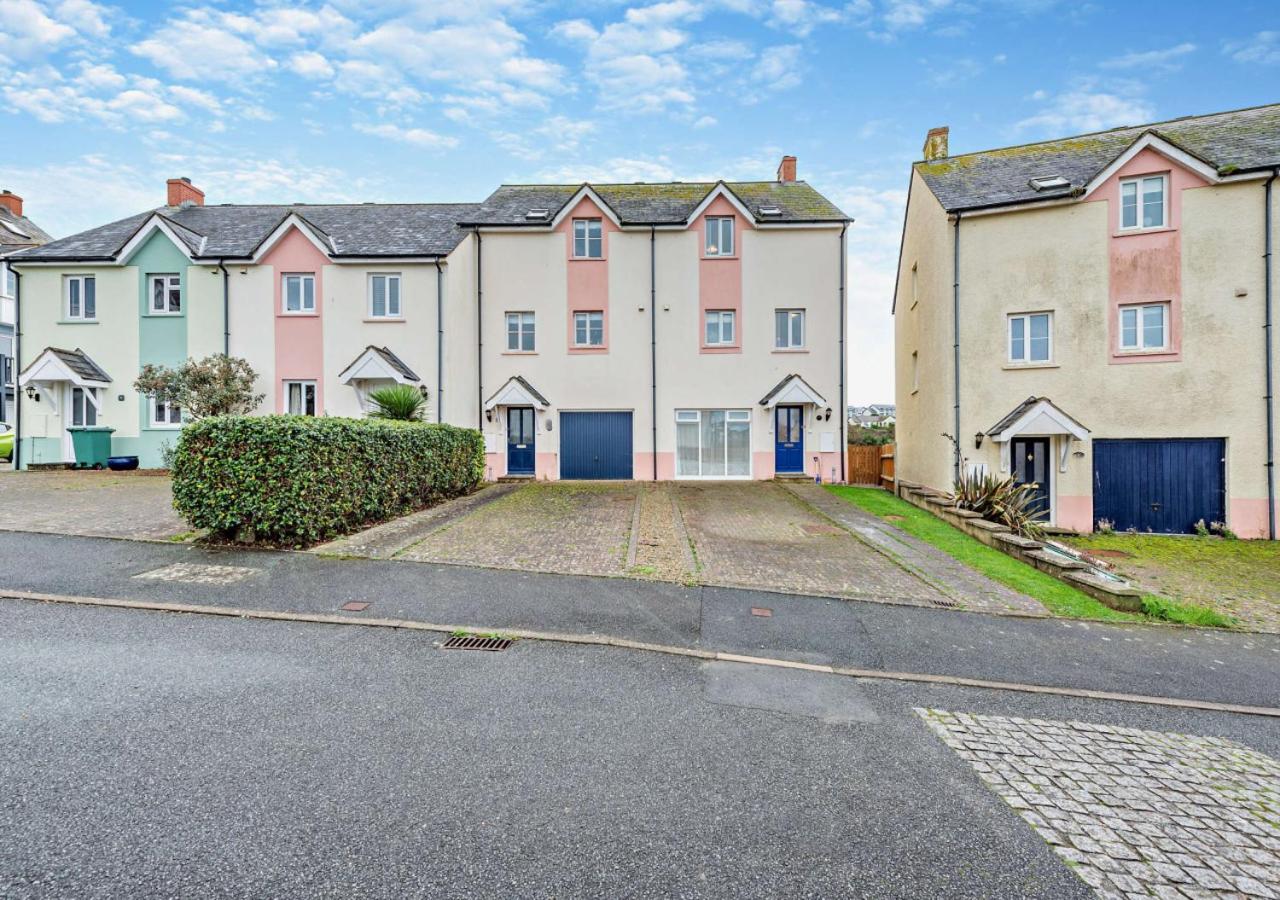 4 Bed in Broad Haven oc-b27955