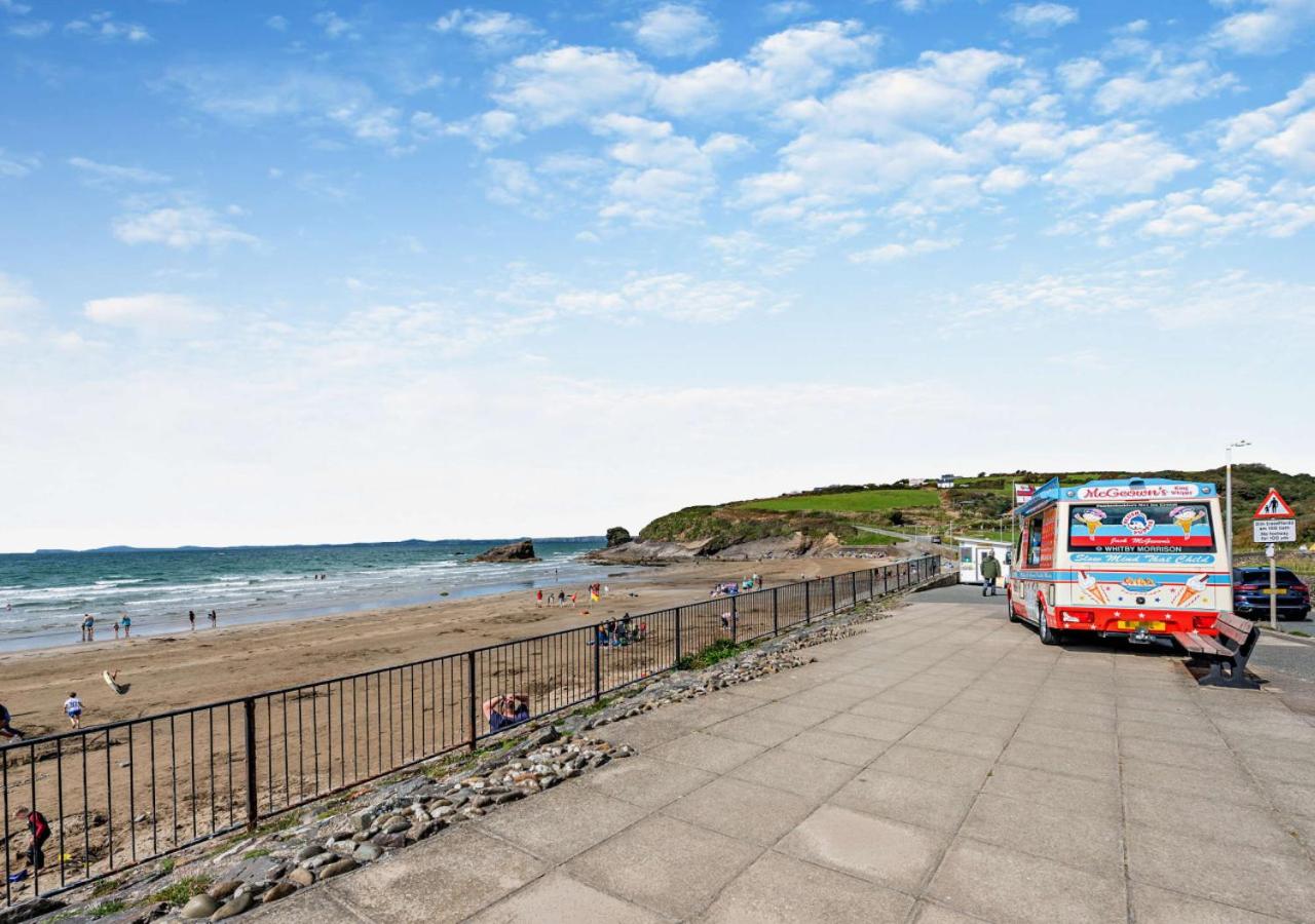 4 Bed in Broad Haven oc-b27955