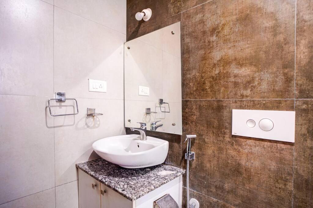Elite Enclave - Spark - 2BHK Luxury Serviced Apartment view 5