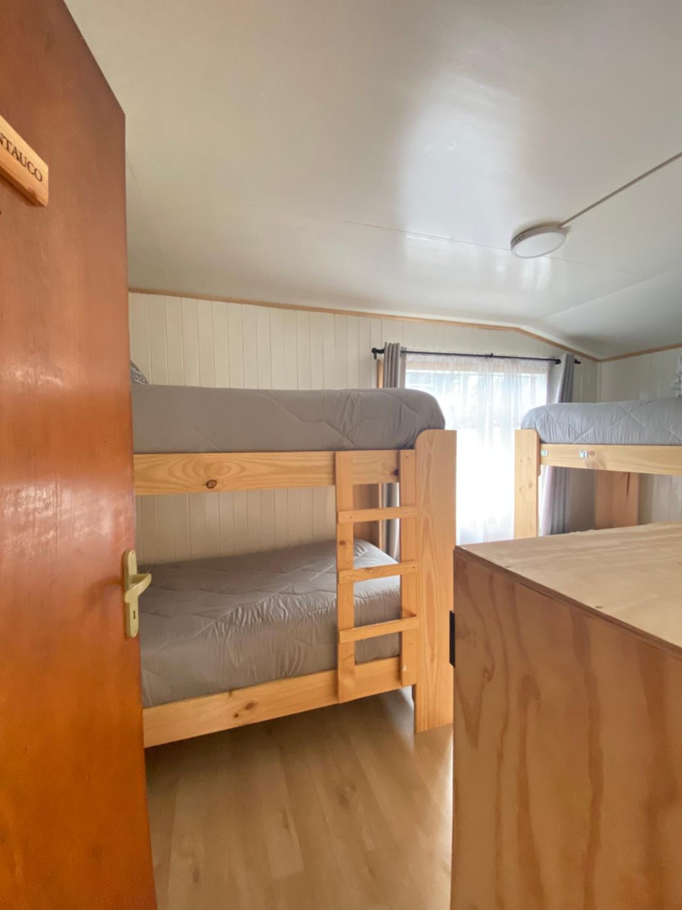 Refugio Ballena Hostel