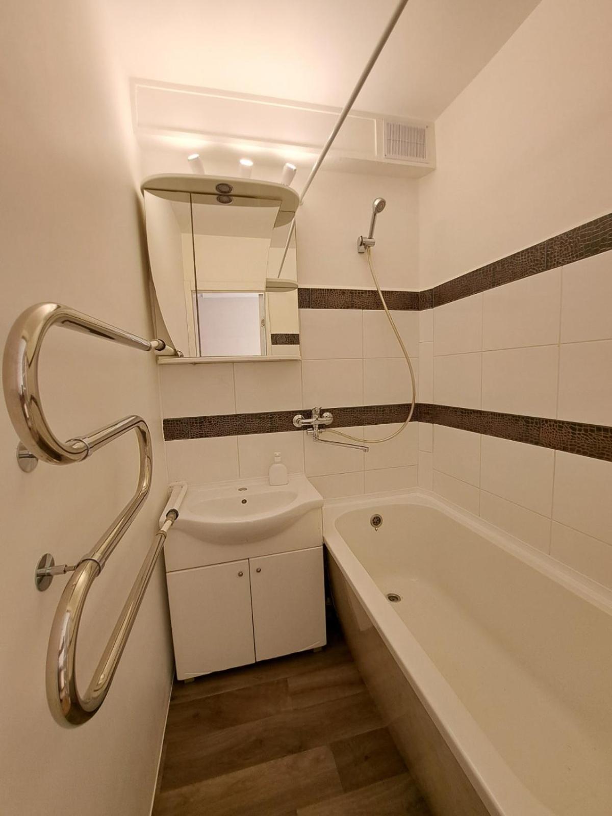 TMG Bright Apartment