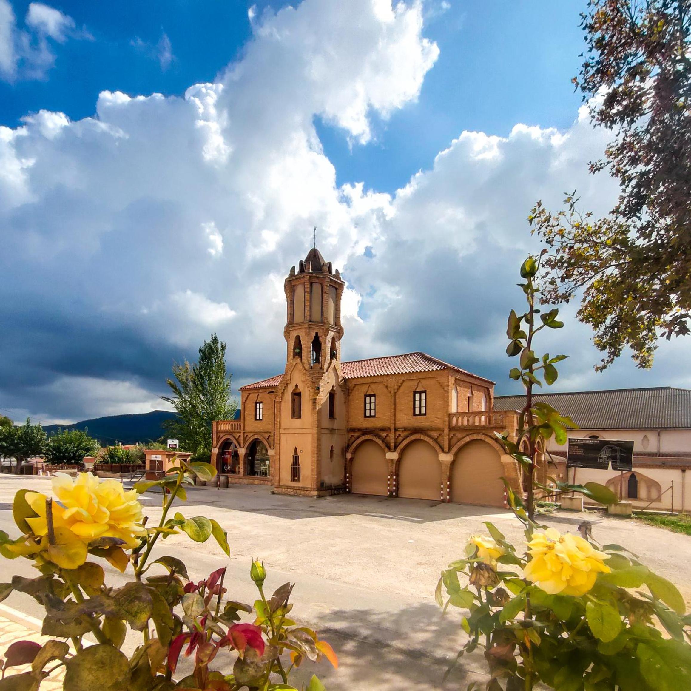 Les Voltes II - 3BD gem in hilltop wine village with amazing views view 5