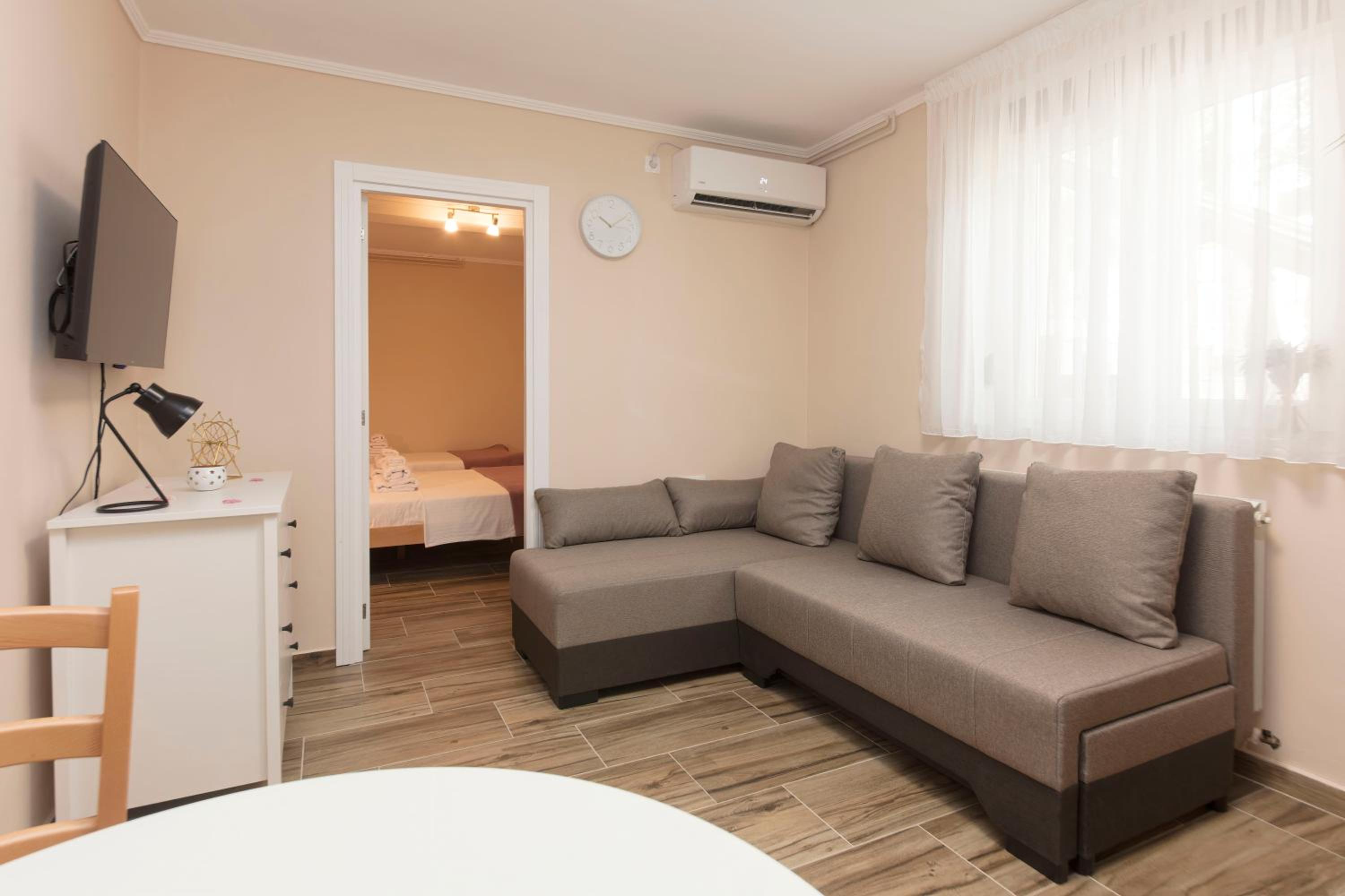 Apartment Olive Risan
