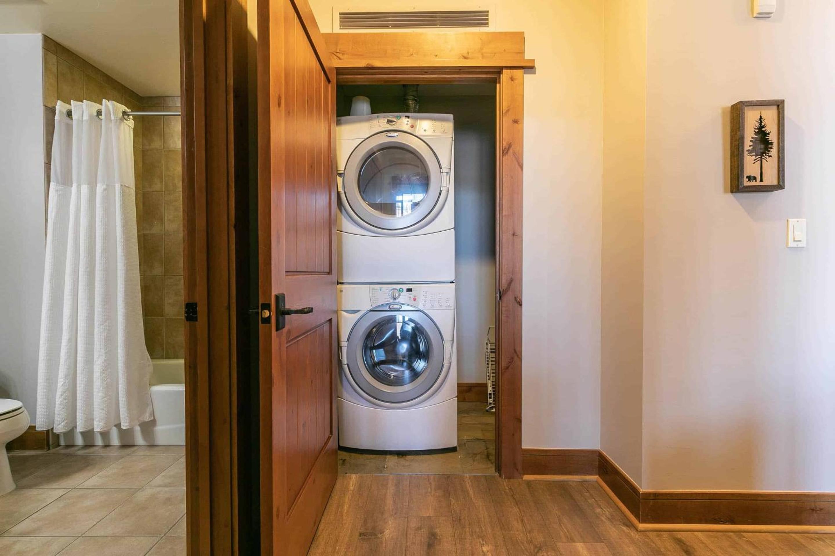 Lake Tahoe Vacations - Big Horn Lodge 501 by East West Hospitality - Property Image 8