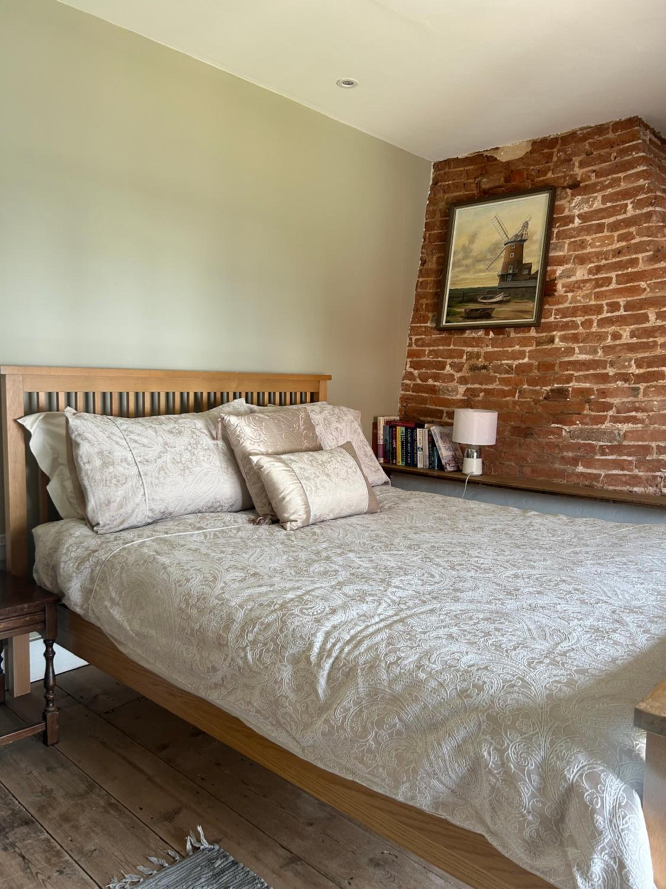 Bailiffs Cottage